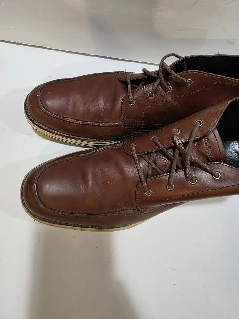 Cole Haan we white premium